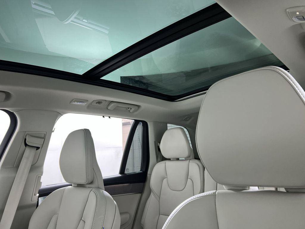 New 2026 Volvo XC90 B6 Ultra AWD/4WD image 14