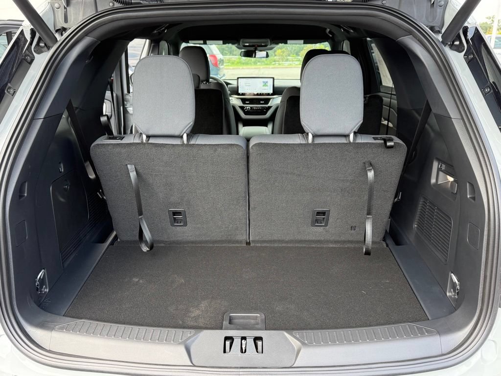 New 2027 Ford Explorer Active AWD/4WD image 26