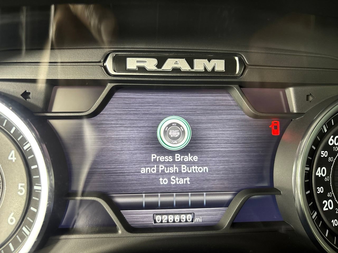 Used 2023 RAM 1500 Big Horn AWD/4WD image 14