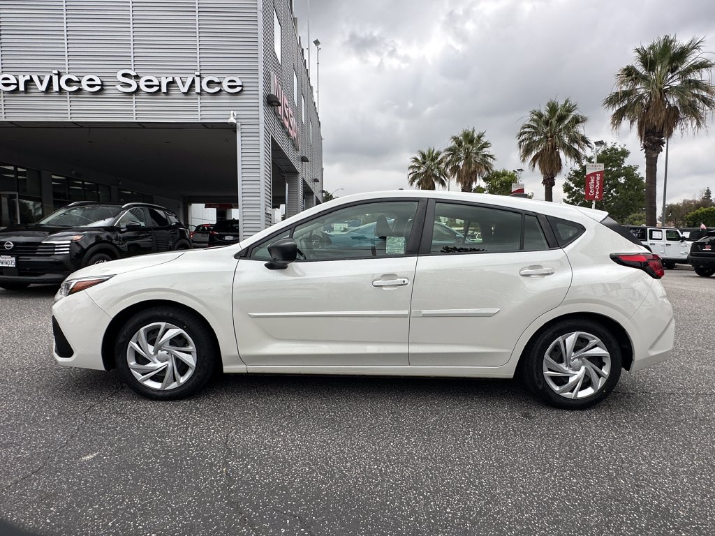 Used 2024 Subaru Impreza 2.0i AWD/4WD image 3