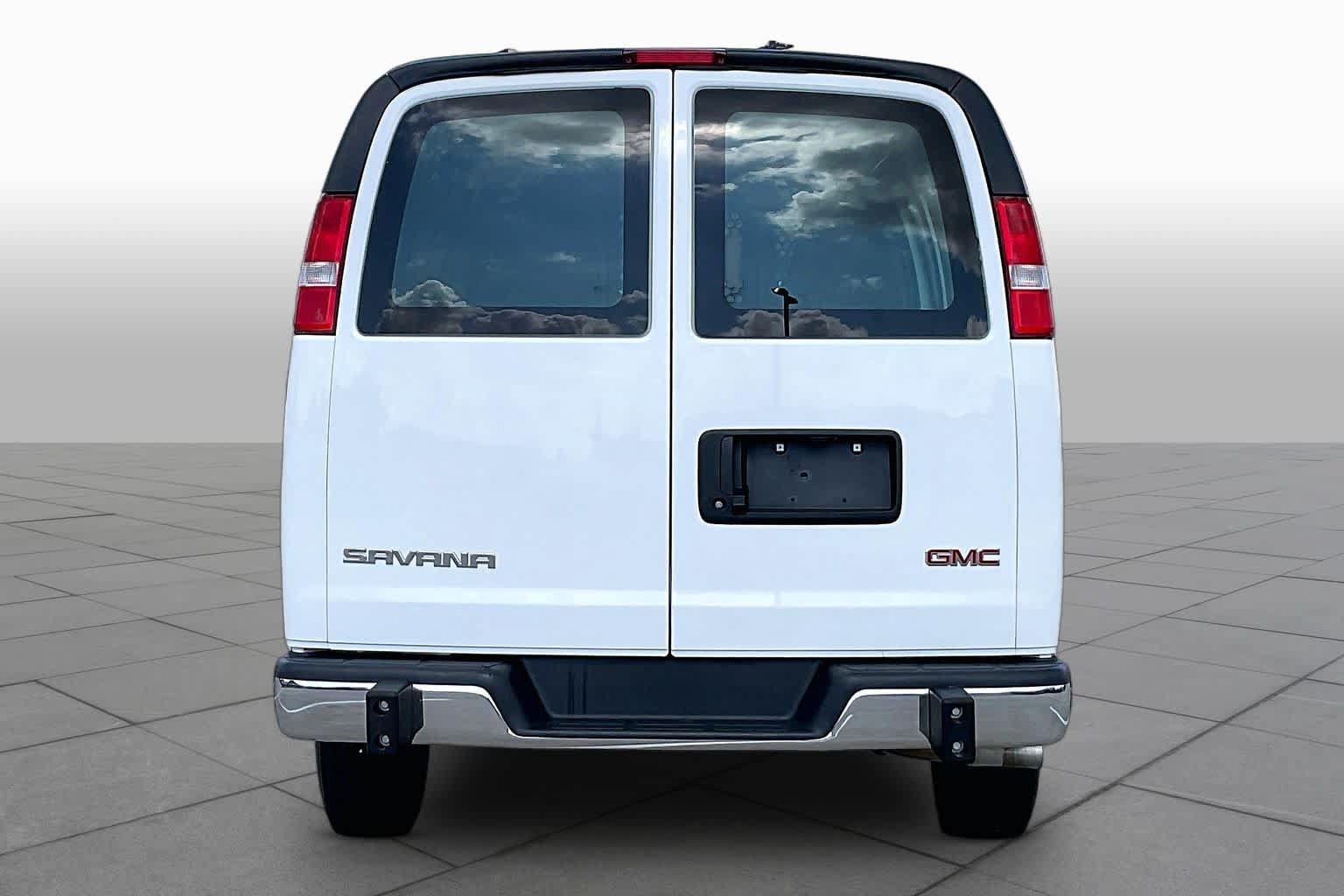 Certified 2025 GMC Savana 2500 w/ Driver Convenience Package RWD image 5