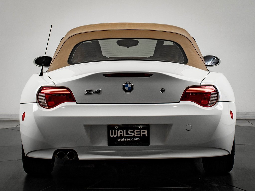 Used 2008 BMW Z4 3.0i image 8