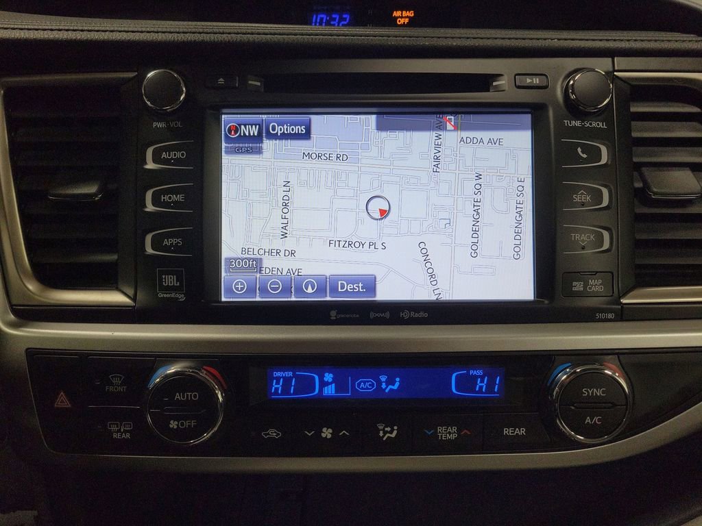 Used 2017 Toyota Highlander Limited image 18