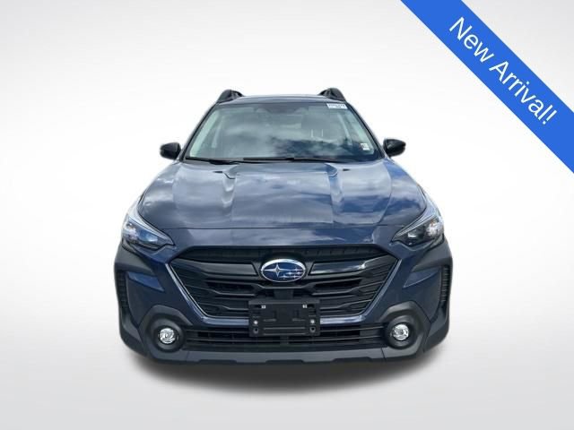 Used 2025 Subaru Outback Onyx Edition image 2