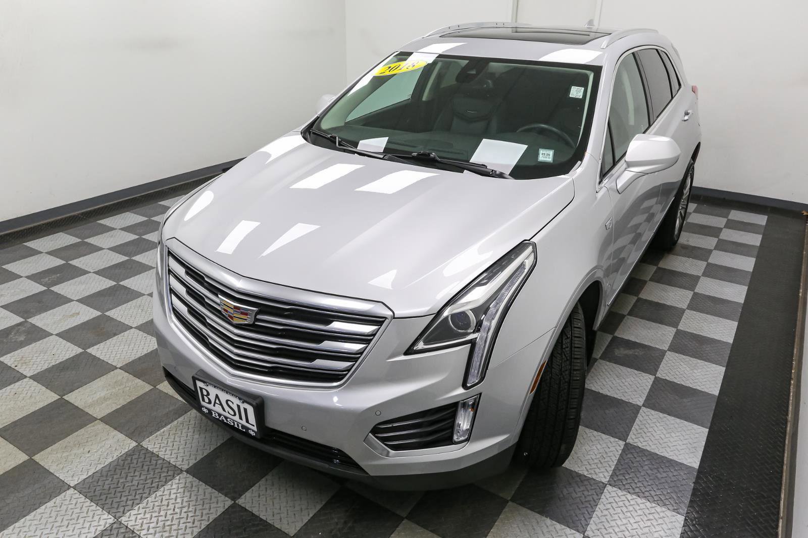 Used 2018 Cadillac XT5 Luxury w/ Driver Awareness Package image 6