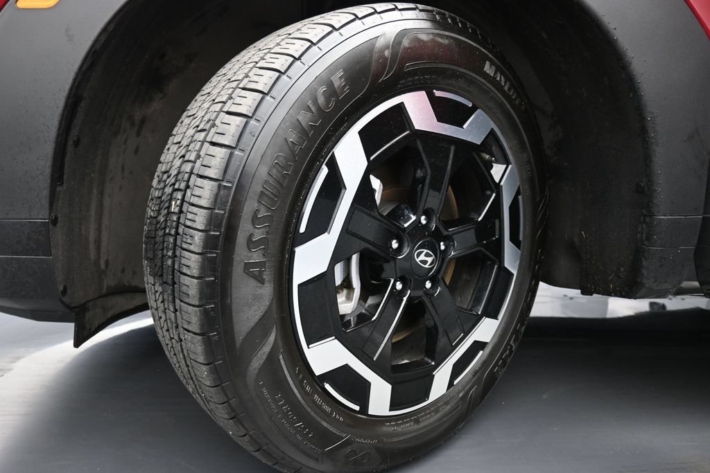 Used 2025 Hyundai Santa Fe SEL AWD/4WD image 16
