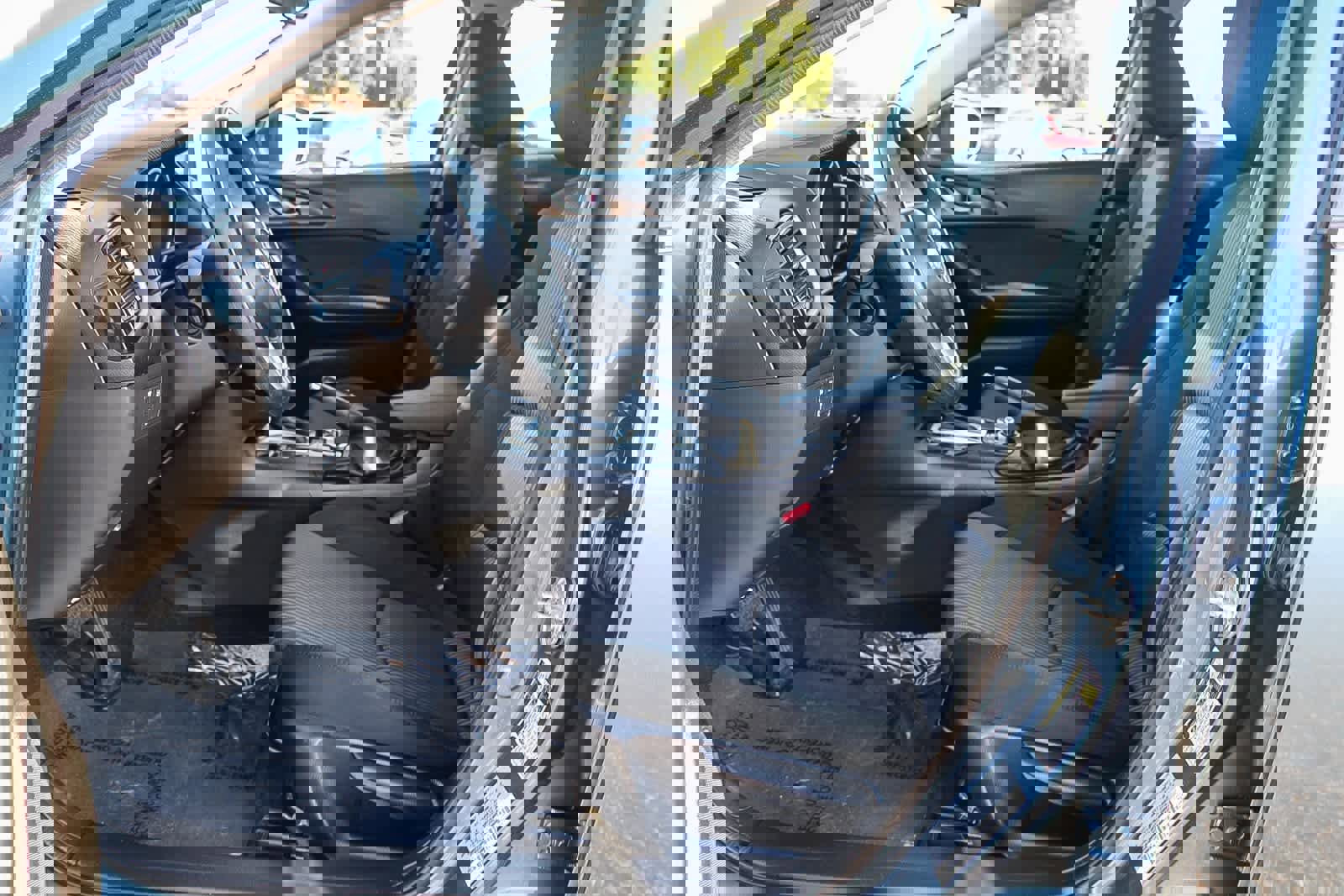 Used 2016 MAZDA MAZDA3 i Sport w/ Preferred Equipment Package image 17