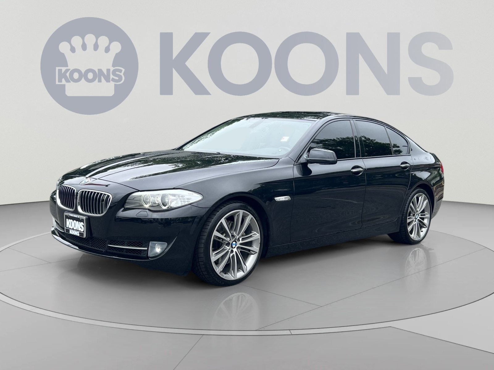 Used 2011 BMW 550i Sedan RWD image 1