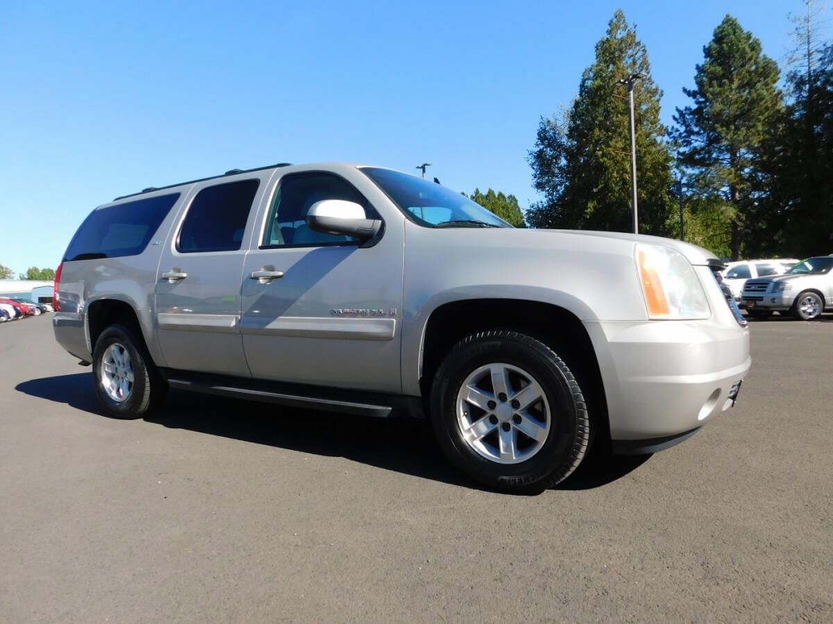 Used 2008 GMC Yukon XL SLT w/ SLT Preferred Equipment Group