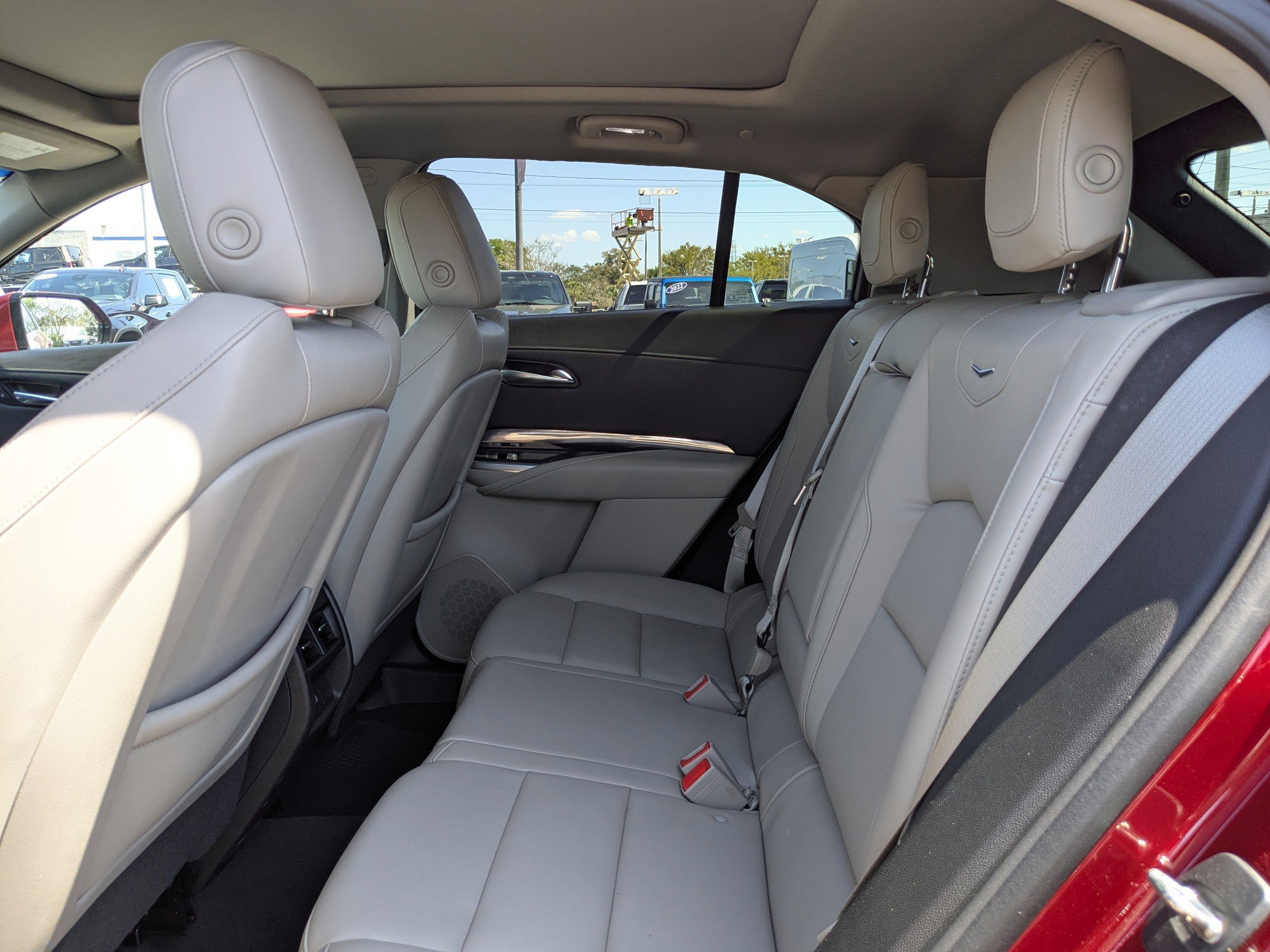 Used 2021 Cadillac XT4 Luxury image 15