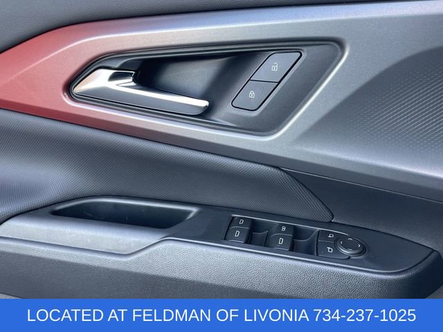 Used 2024 Chevrolet Equinox EV RS image 21