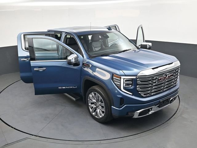 Used 2025 GMC Sierra 1500 Denali w/ Denali Reserve Package AWD/4WD image 41