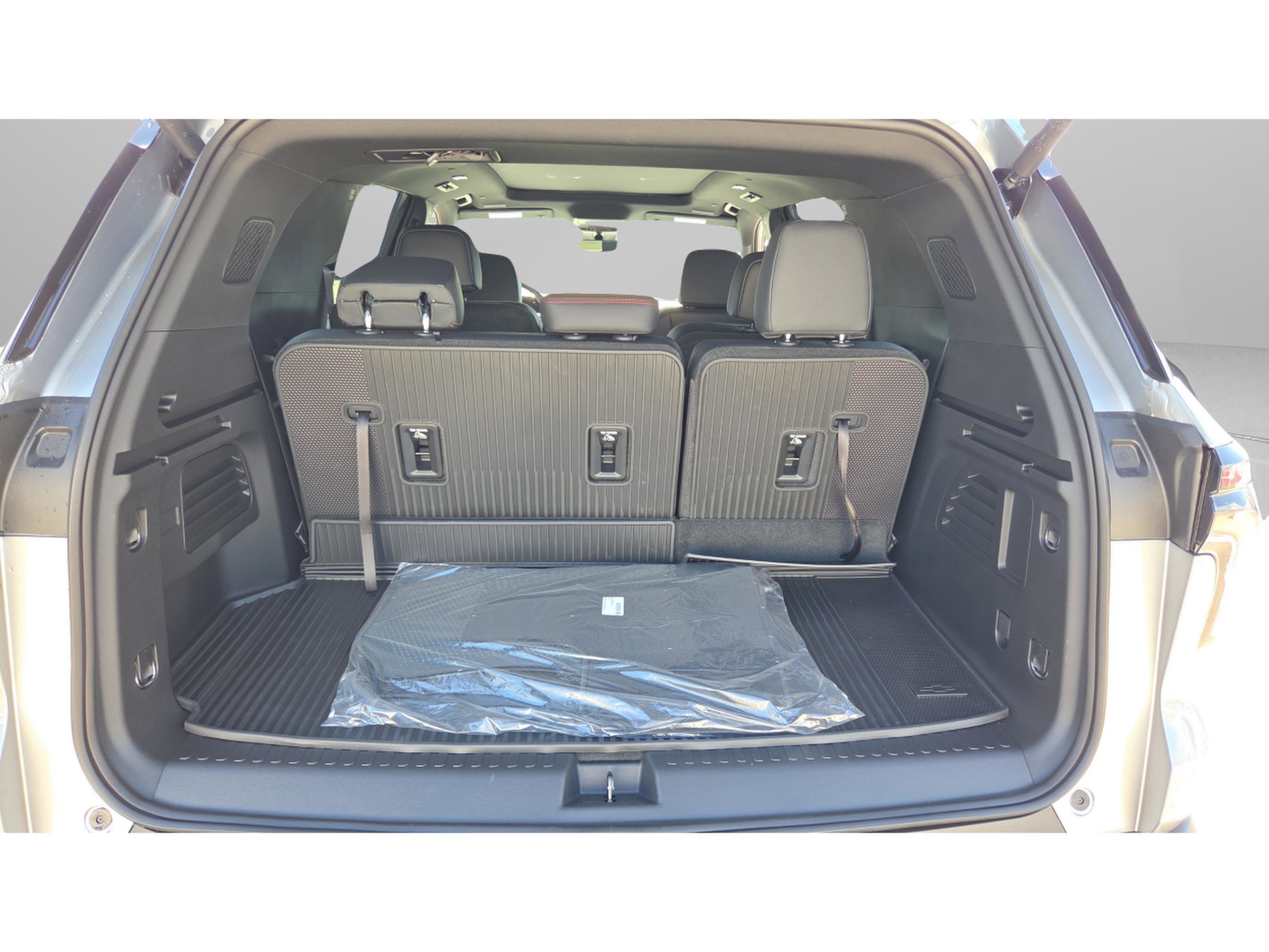 New 2026 Chevrolet Traverse Z71 image 31