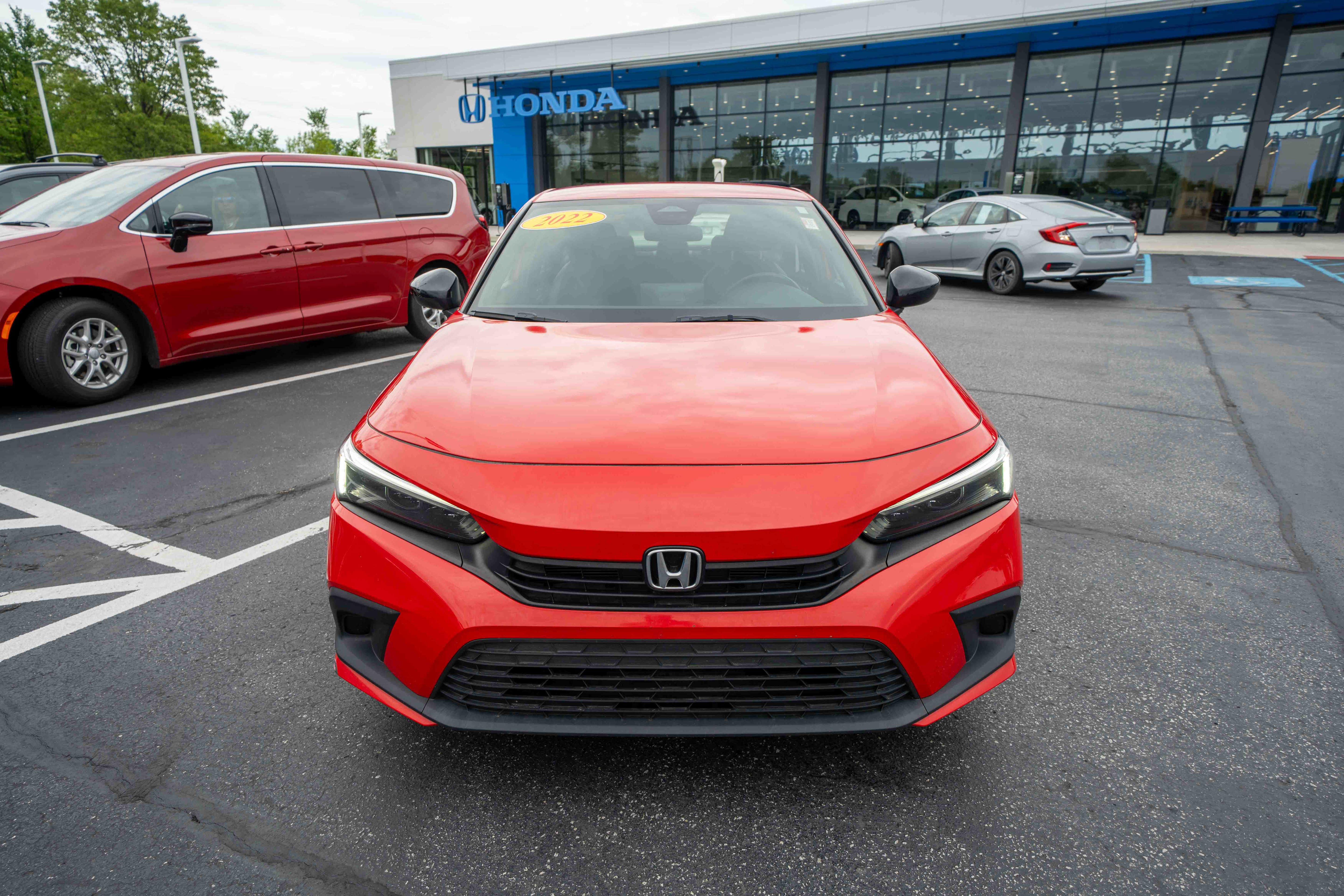 Used 2022 Honda Civic Sport image 2