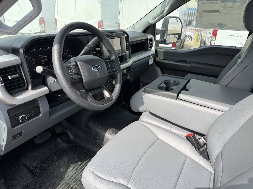 New 2026 Ford F450 XL w/ XL Chrome Package RWD image 17
