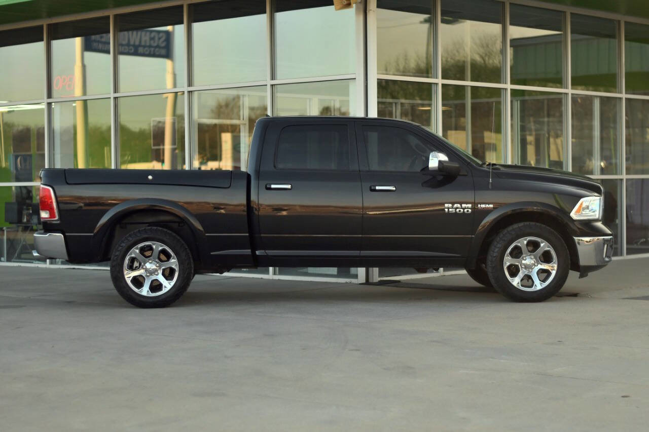 Used 2018 RAM 1500 Laramie AWD/4WD image 9