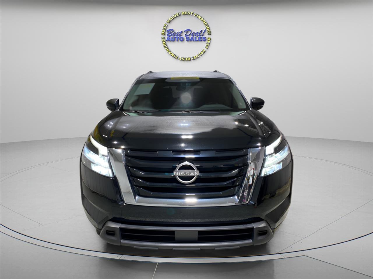 Used 2022 Nissan Pathfinder SV w/ SV Premium Package image 5