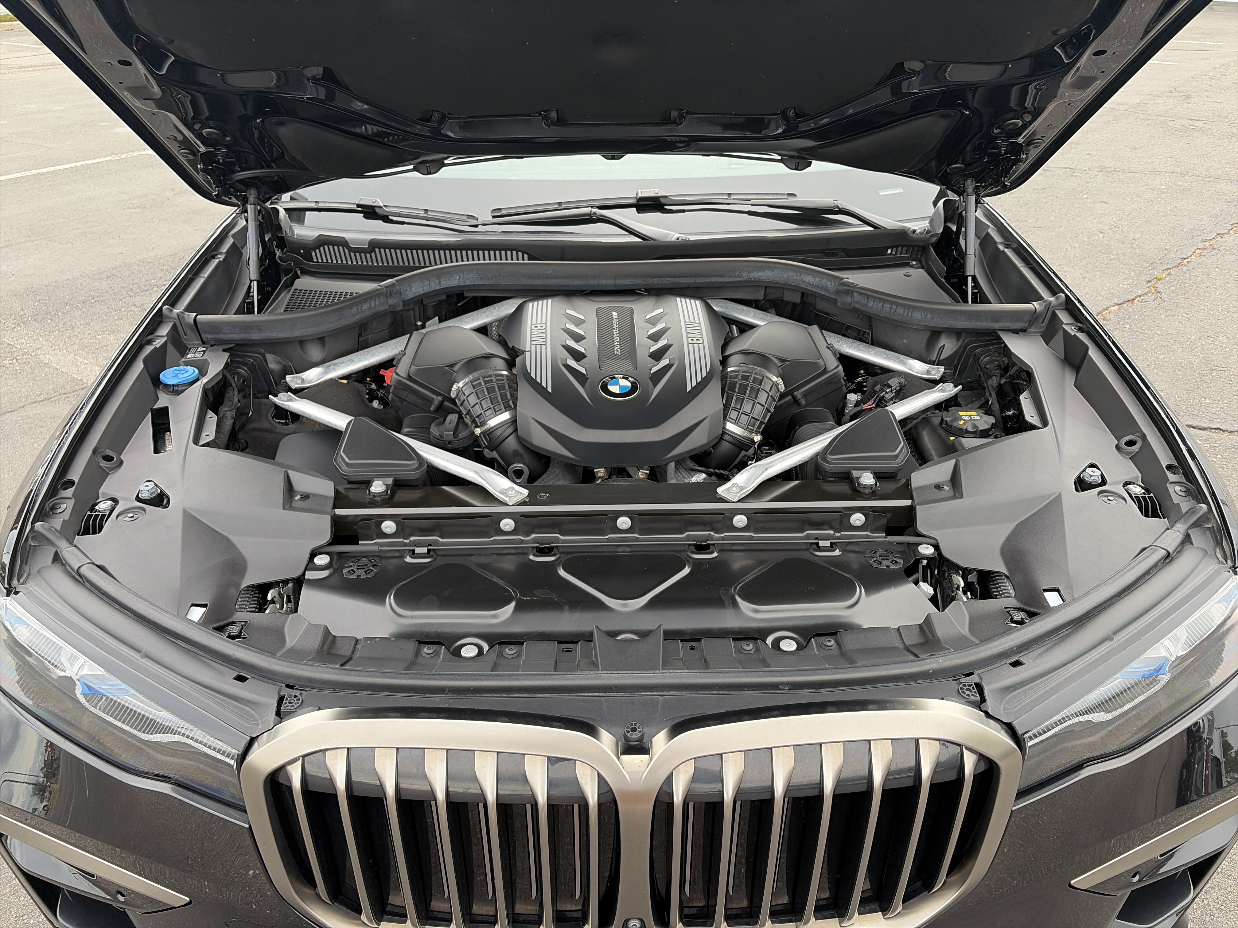 Used 2021 BMW X7 M50i AWD/4WD image 37