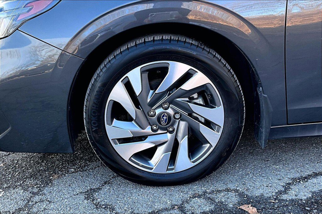 Used 2025 Subaru Legacy Limited AWD/4WD image 17
