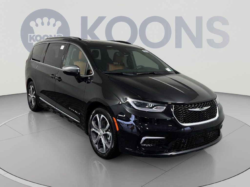 Used 2026 Chrysler Pacifica Pinnacle FWD image 10