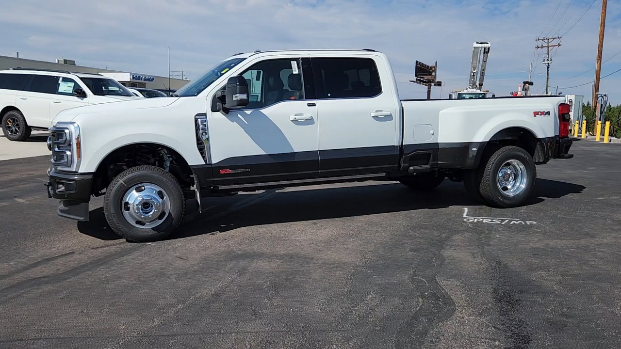 New 2025 Ford F350 King Ranch image 2
