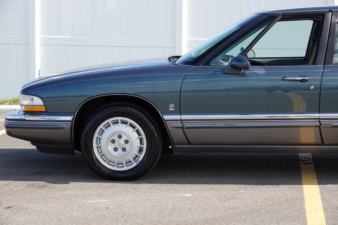 Used 1993 Buick Park Avenue Ultra FWD image 11
