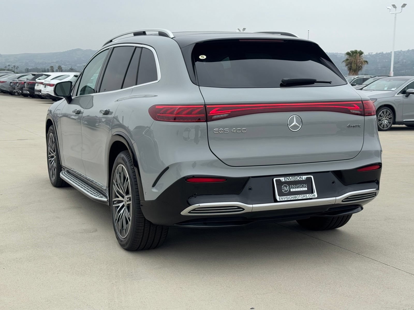 New 2026 Mercedes-Benz EQS 400 4MATIC SUV image 8