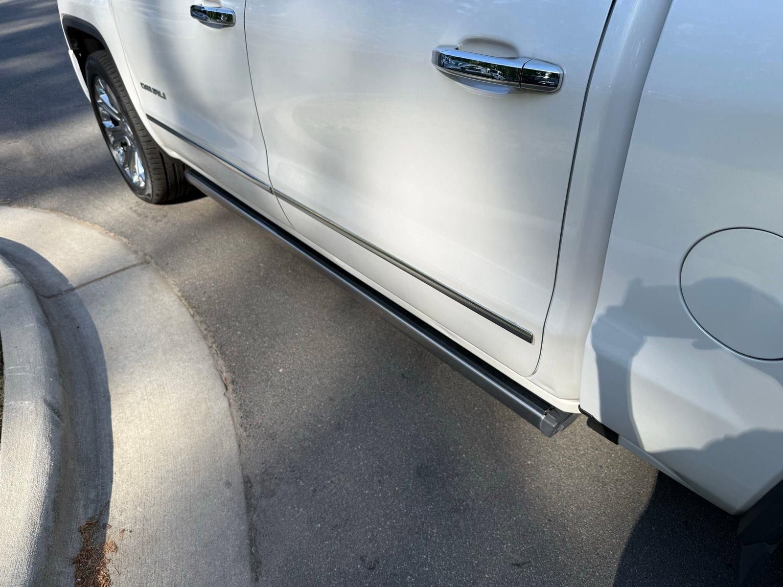 Used 2017 GMC Sierra 1500 Denali w/ Denali Ultimate Package AWD/4WD image 16