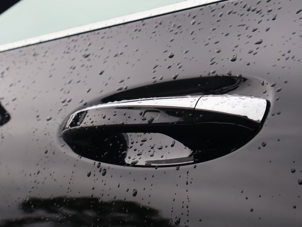 Certified 2025 Mercedes-Benz GLA 250 4MATIC image 43