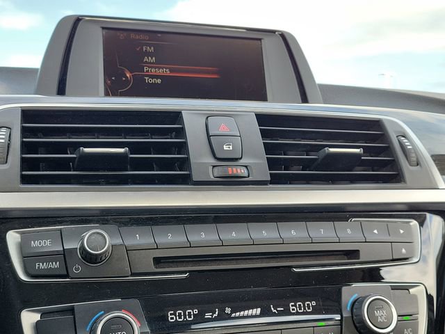 Used 2017 BMW 320i Sedan image 17