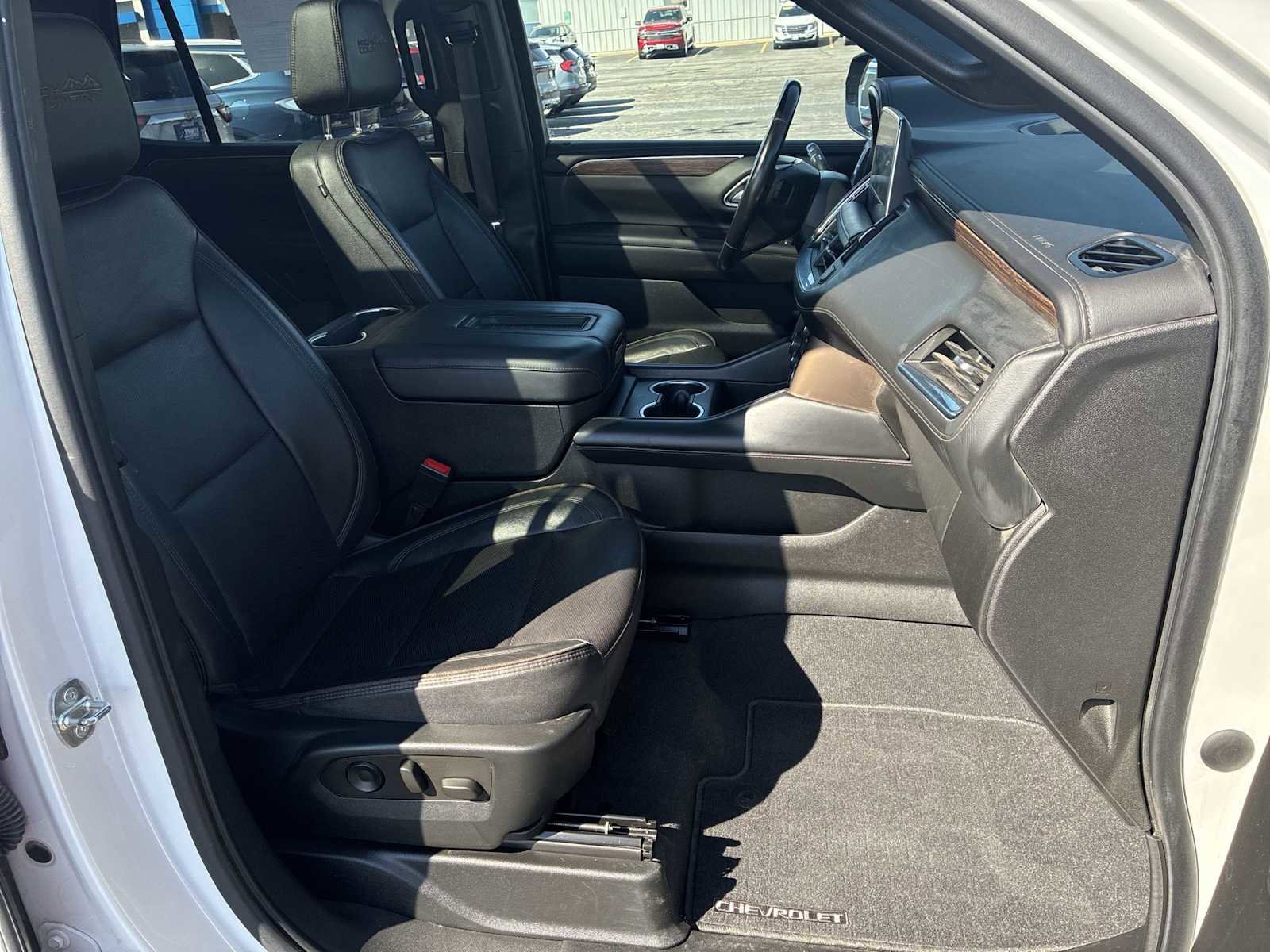 Used 2023 Chevrolet Tahoe High Country image 28