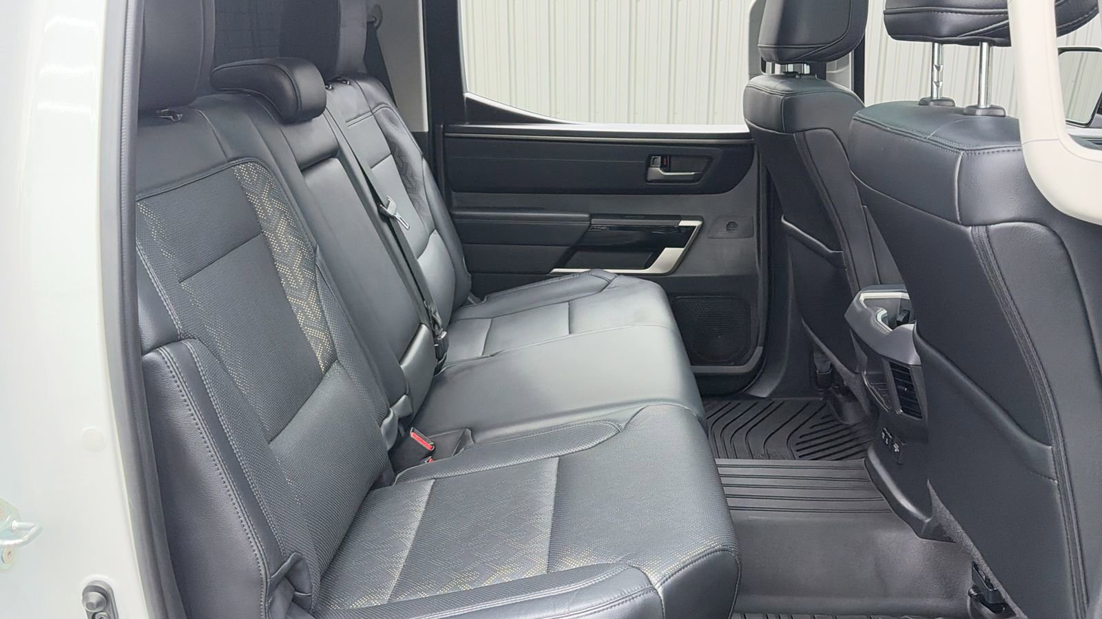 Used 2024 Toyota Tundra Limited image 39