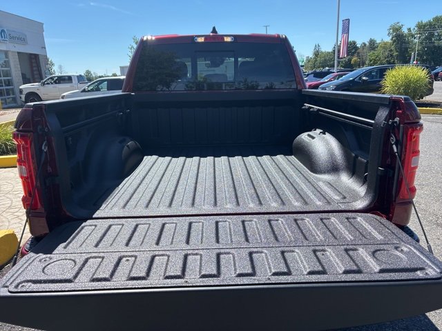 New 2026 RAM 1500 4x4 Crew Cab image 10