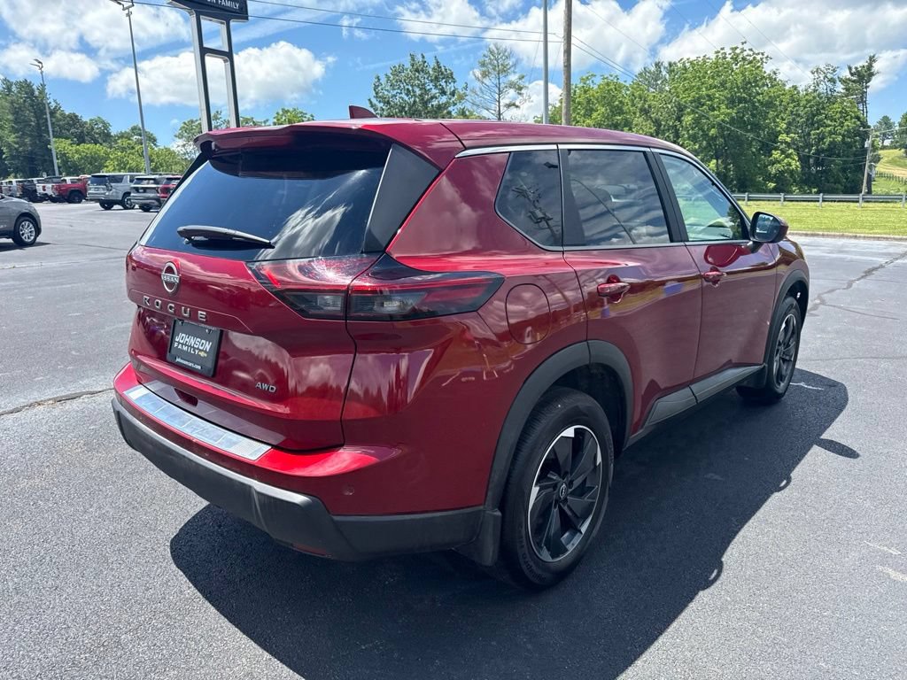 Used 2026 Nissan Rogue SV AWD/4WD image 10