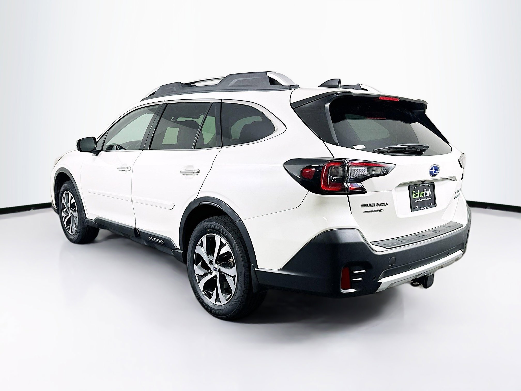 Used 2020 Subaru Outback Touring XT AWD/4WD image 5