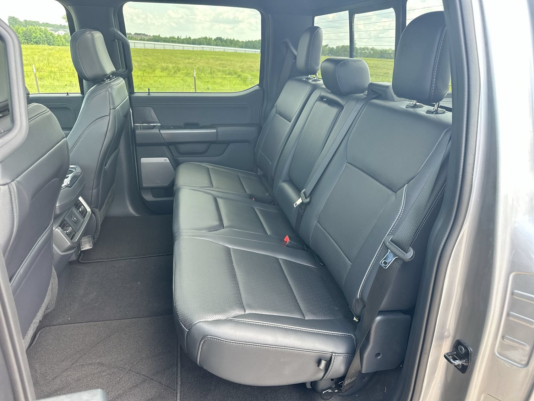 Used 2026 Ford F150 Lariat AWD/4WD image 23