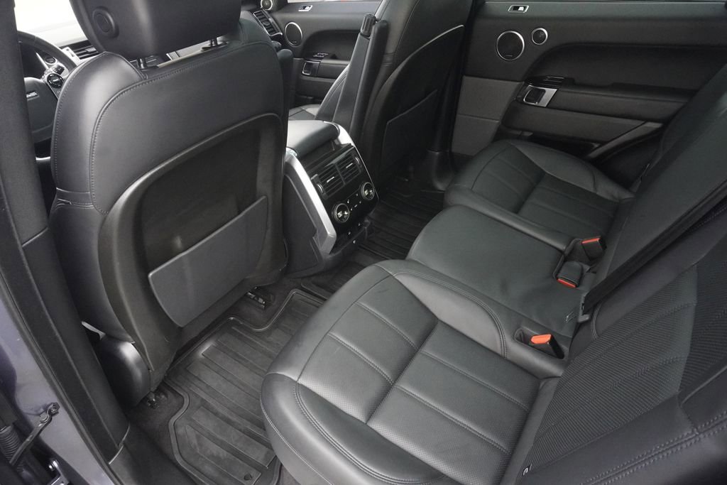 Used 2020 Land Rover Range Rover Sport HSE image 29