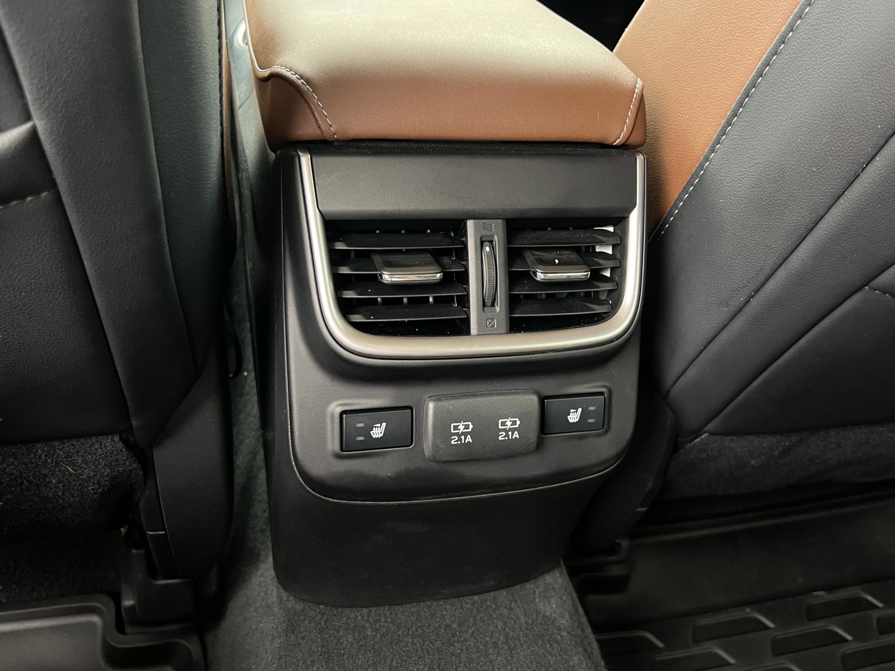 Used 2022 Subaru Outback Touring w/ Tech Package 2 image 16