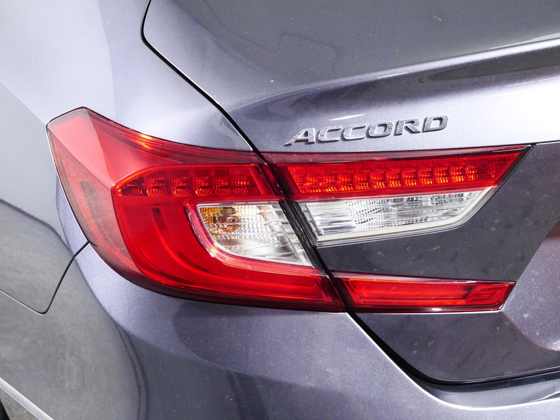 Used 2019 Honda Accord EX-L image 17