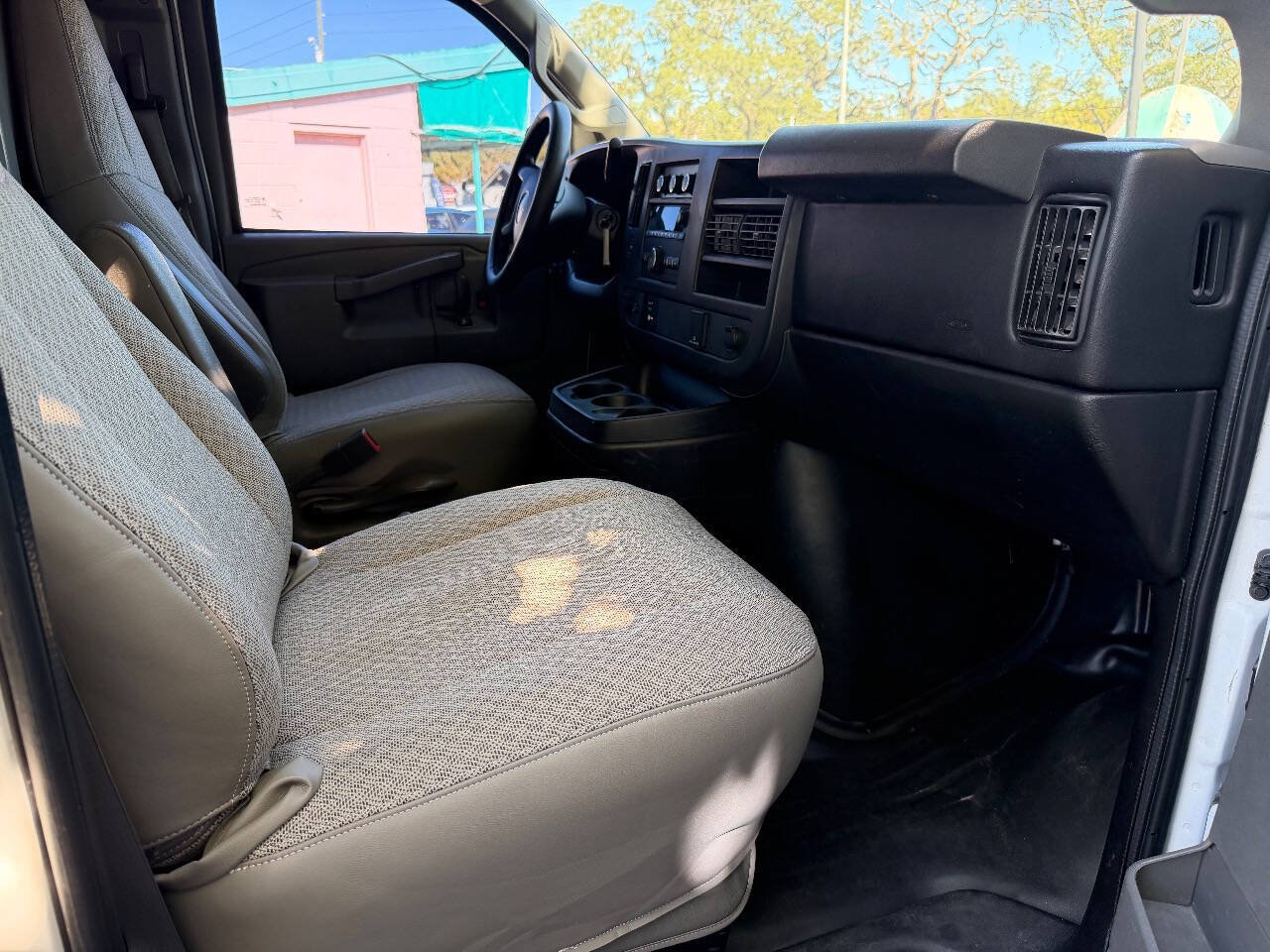 Used 2016 GMC Savana 2500 RWD image 26