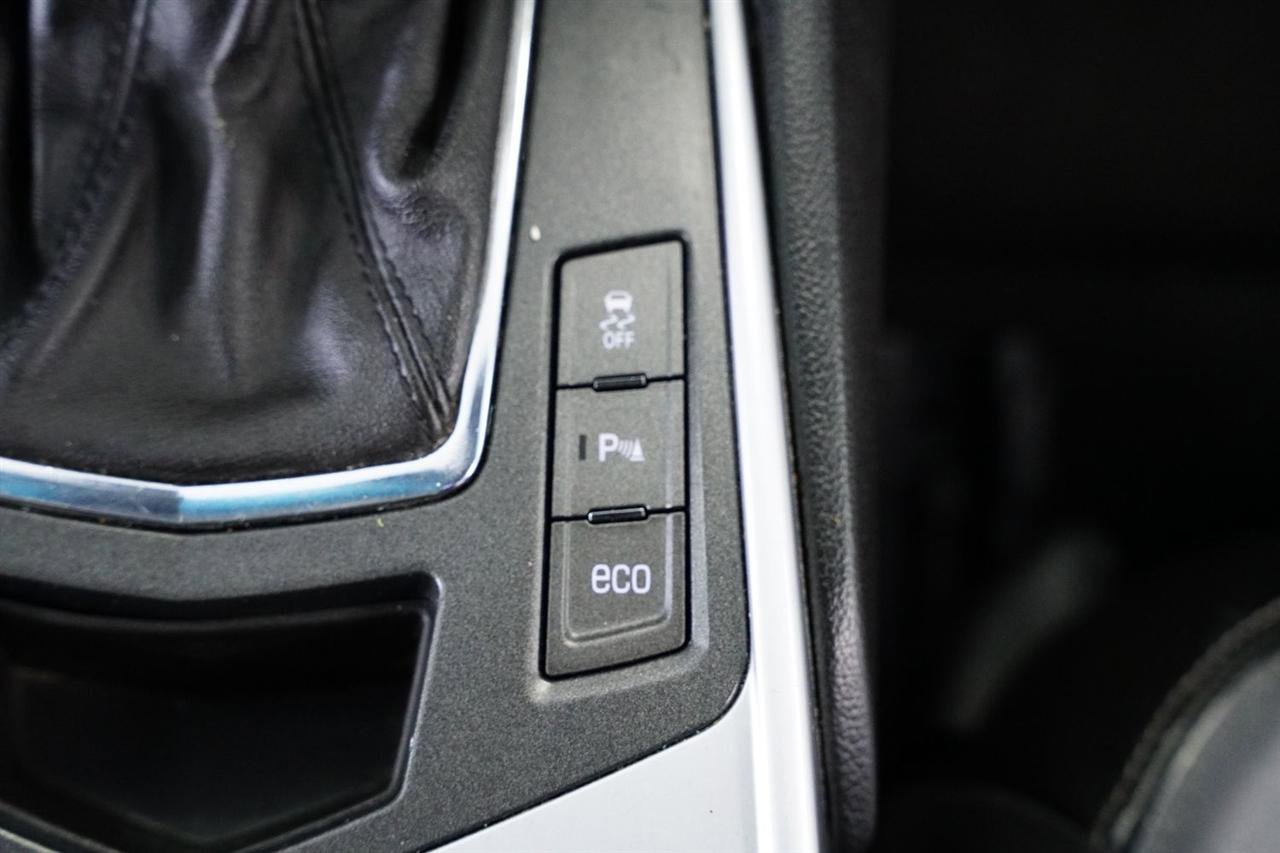 Used 2012 Cadillac SRX Premium AWD/4WD image 24