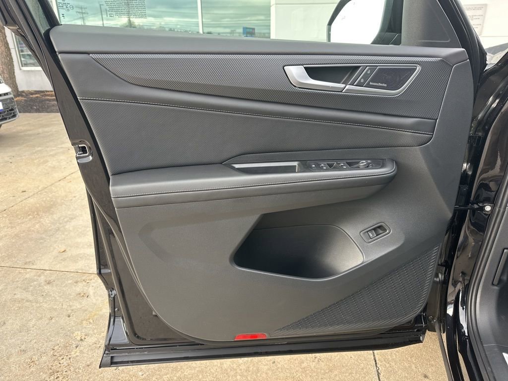 New 2026 Volkswagen Atlas Cross Sport SEL Premium R-Line image 10