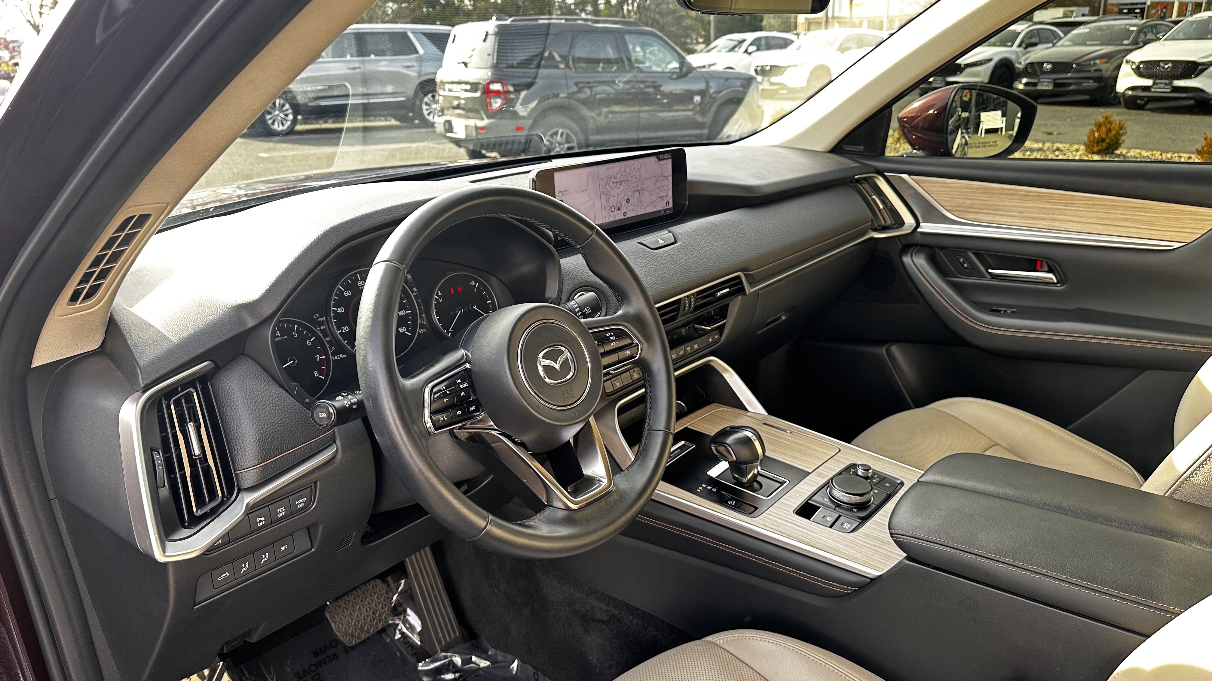 Certified 2024 MAZDA CX-90 3.3 Turbo w/ Premium Package image 17