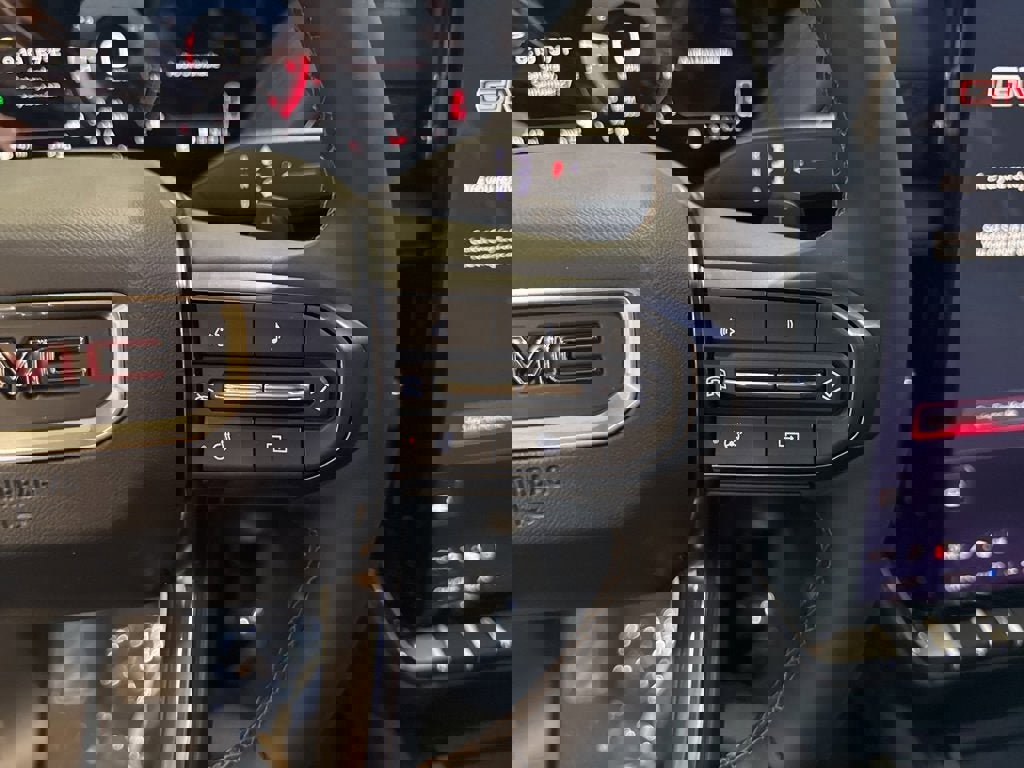 New 2026 GMC Yukon XL AT4 w/ LPO, Floor Liner Package image 31