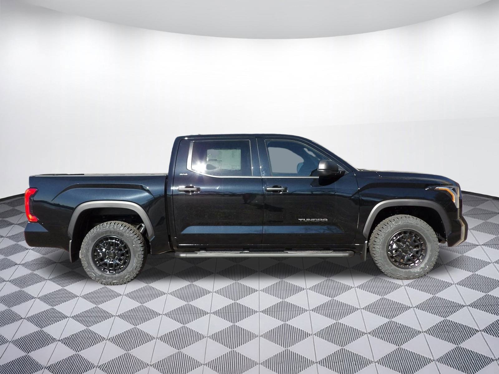 New 2025 Toyota Tundra SR5 image 8