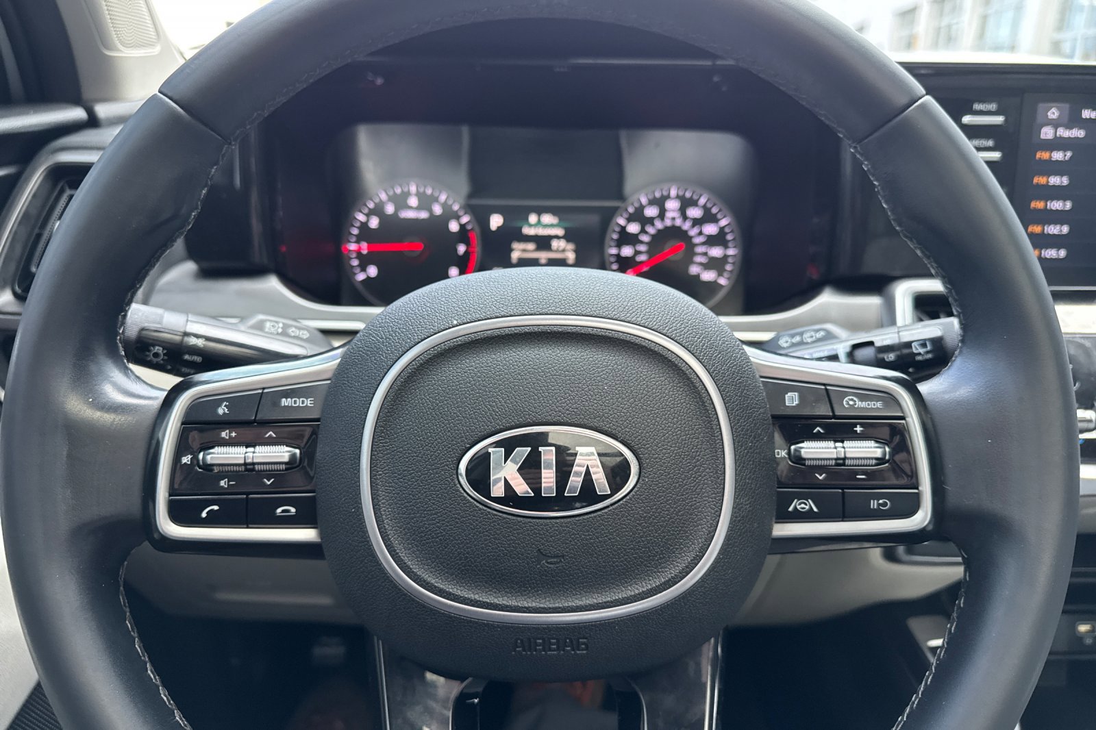 Used 2021 Kia Sorento S w/ Panoramic Sunroof Package image 23