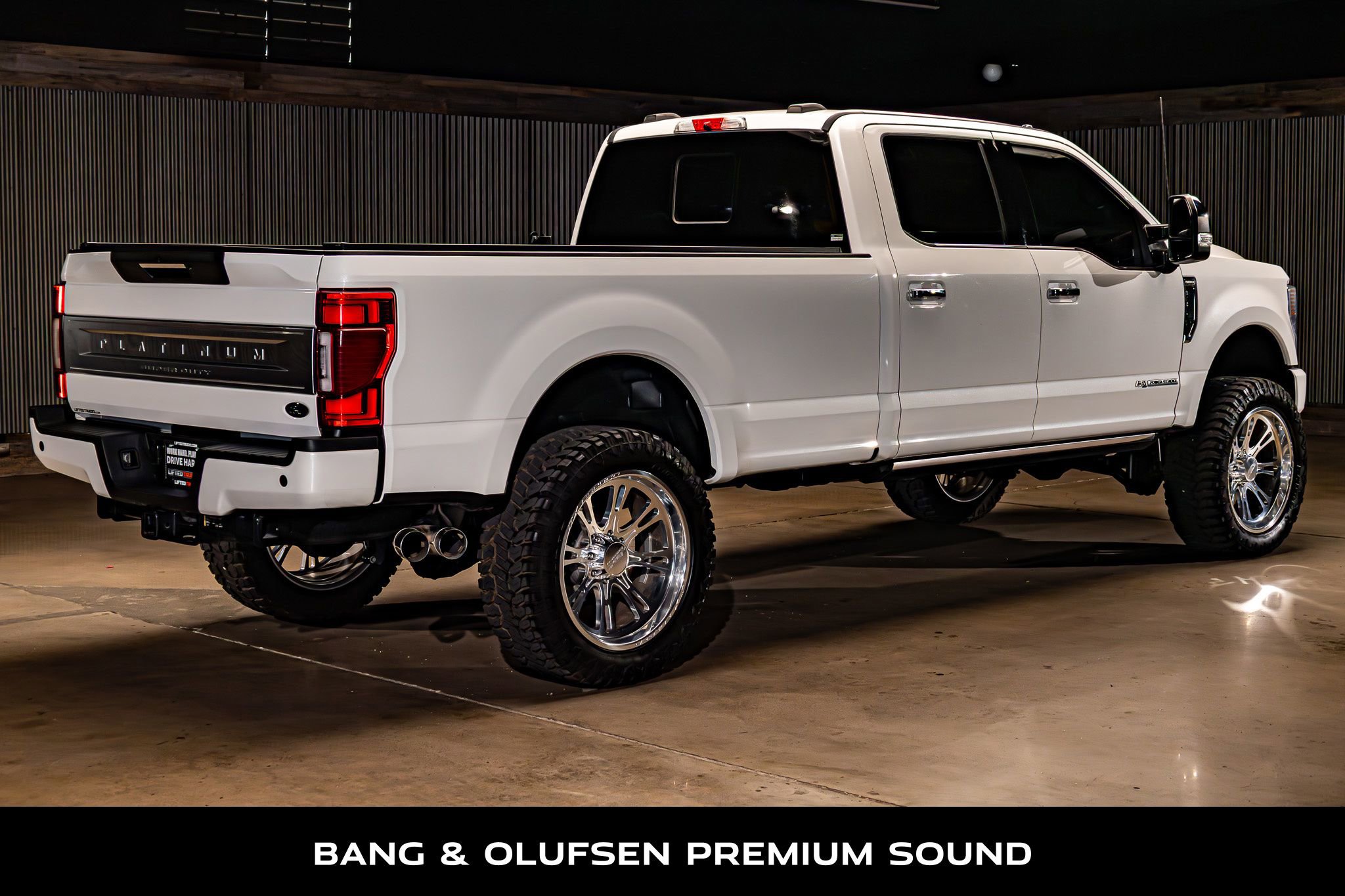 Used 2022 Ford F350 Platinum AWD/4WD image 9