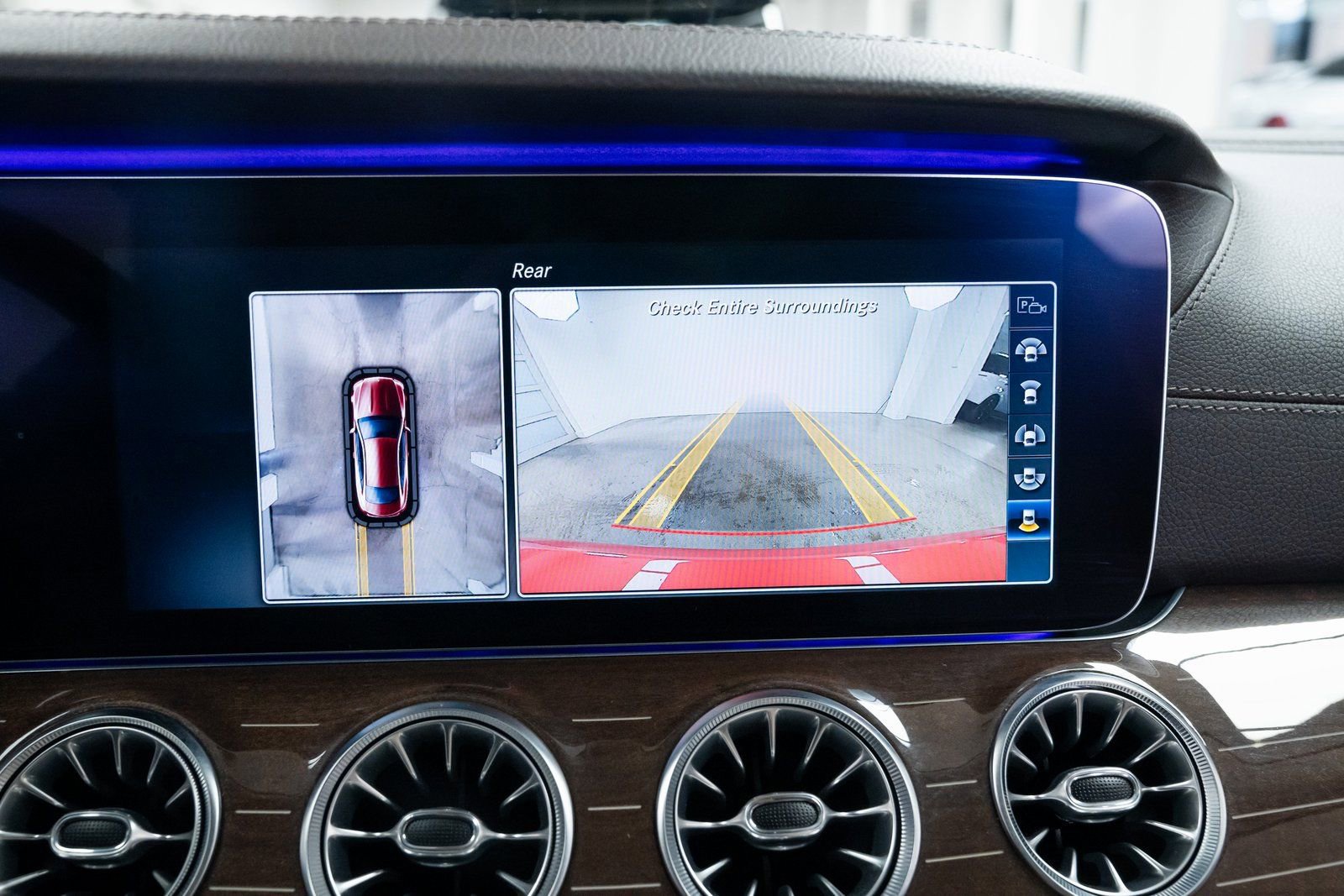 Used 2018 Mercedes-Benz E 400 E 400 image 12