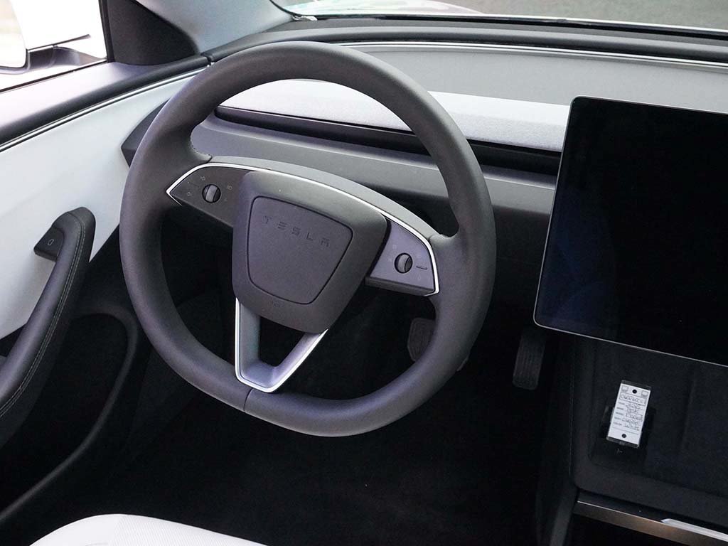 Used 2025 Tesla Model 3 Long Range RWD image 23
