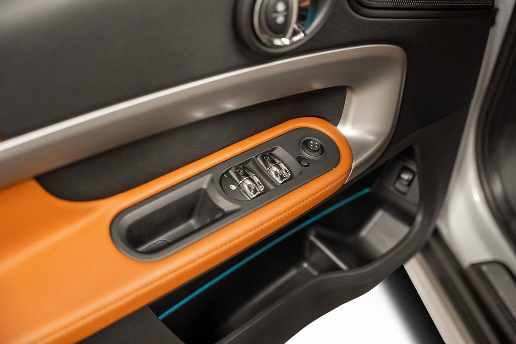 Used 2023 MINI Cooper Countryman S w/ Signature Upholstery Package image 61